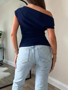 Luciana | Blusa de corte elegante.