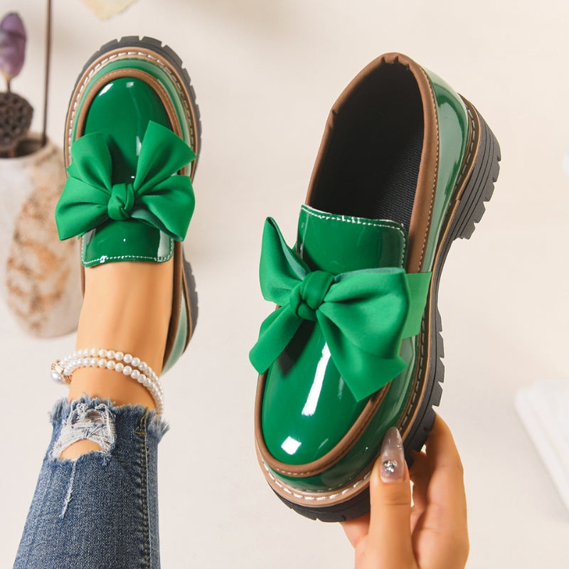 Mocassins brillants avec nœud