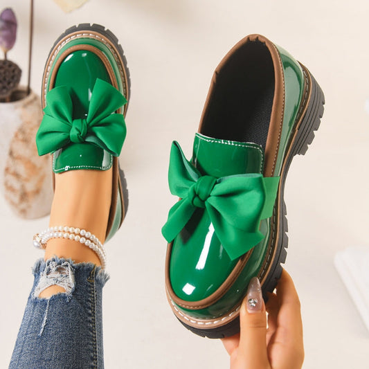 Mocassins brillants avec nœud