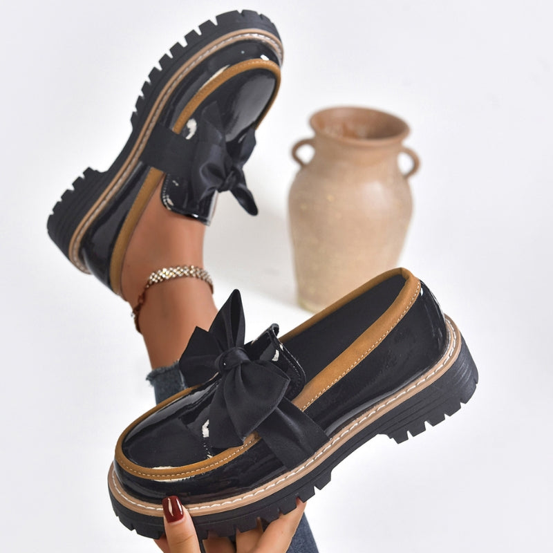 Mocassins brillants avec nœud