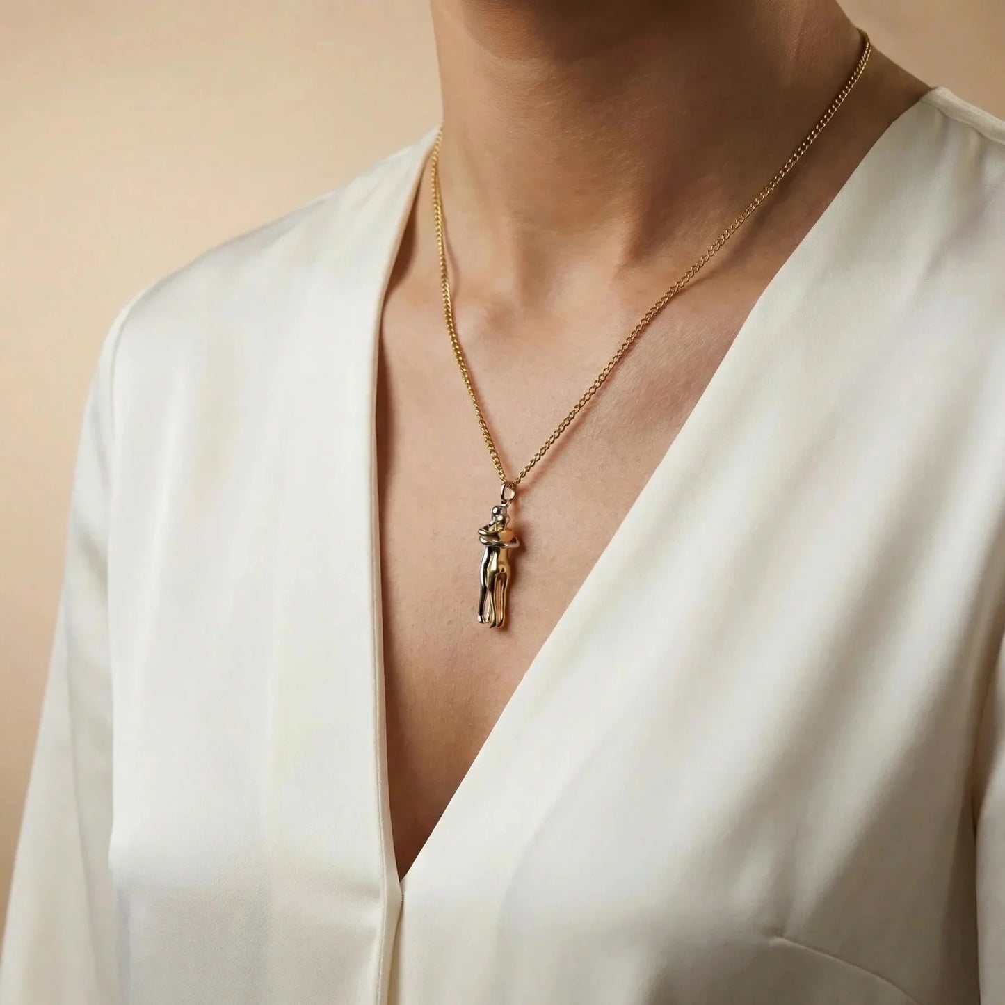 Leticia | Collar con un peluche de amor