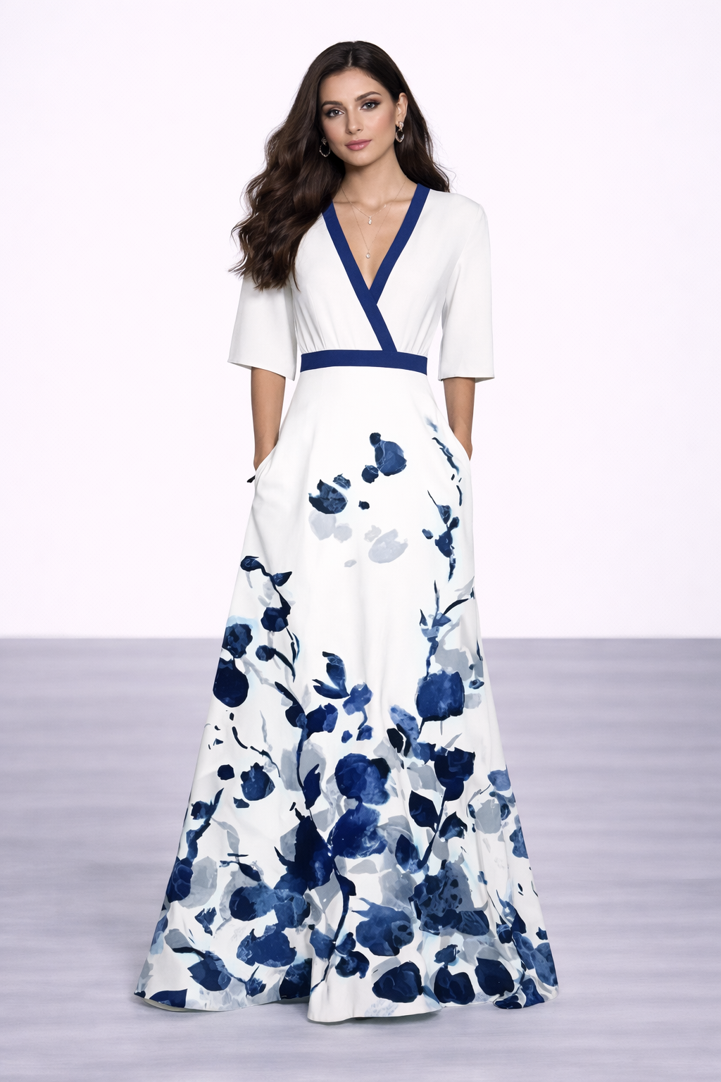 Valentina | Robe longue élégante avec décolleté plongeant