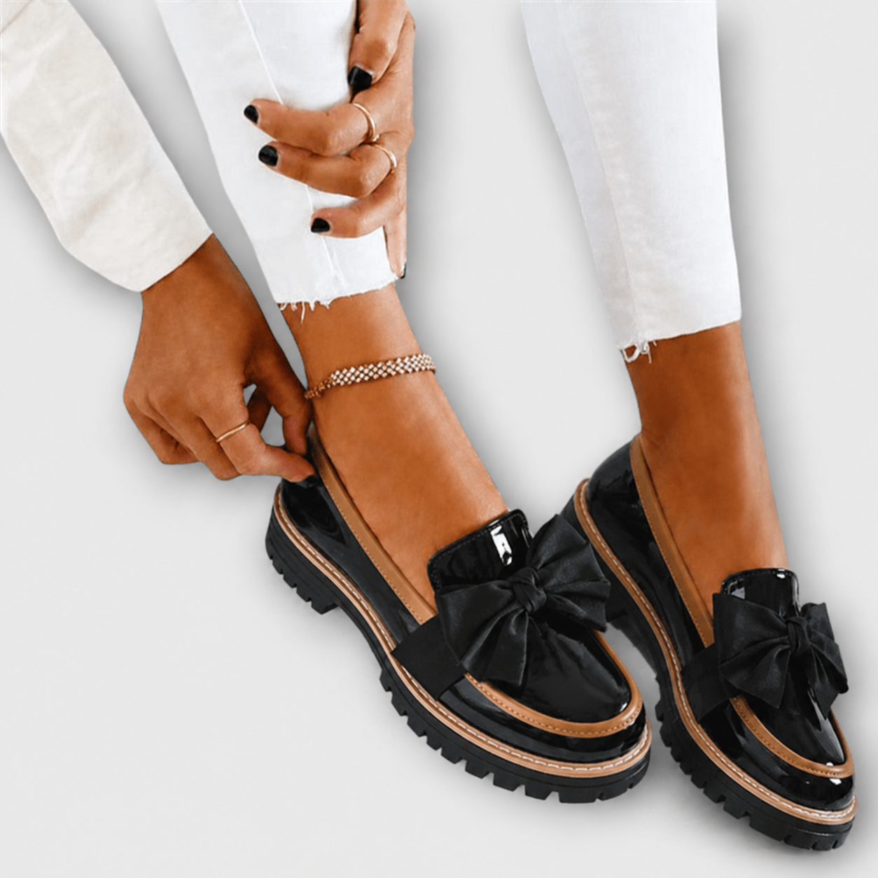 Mocassins brillants avec nœud