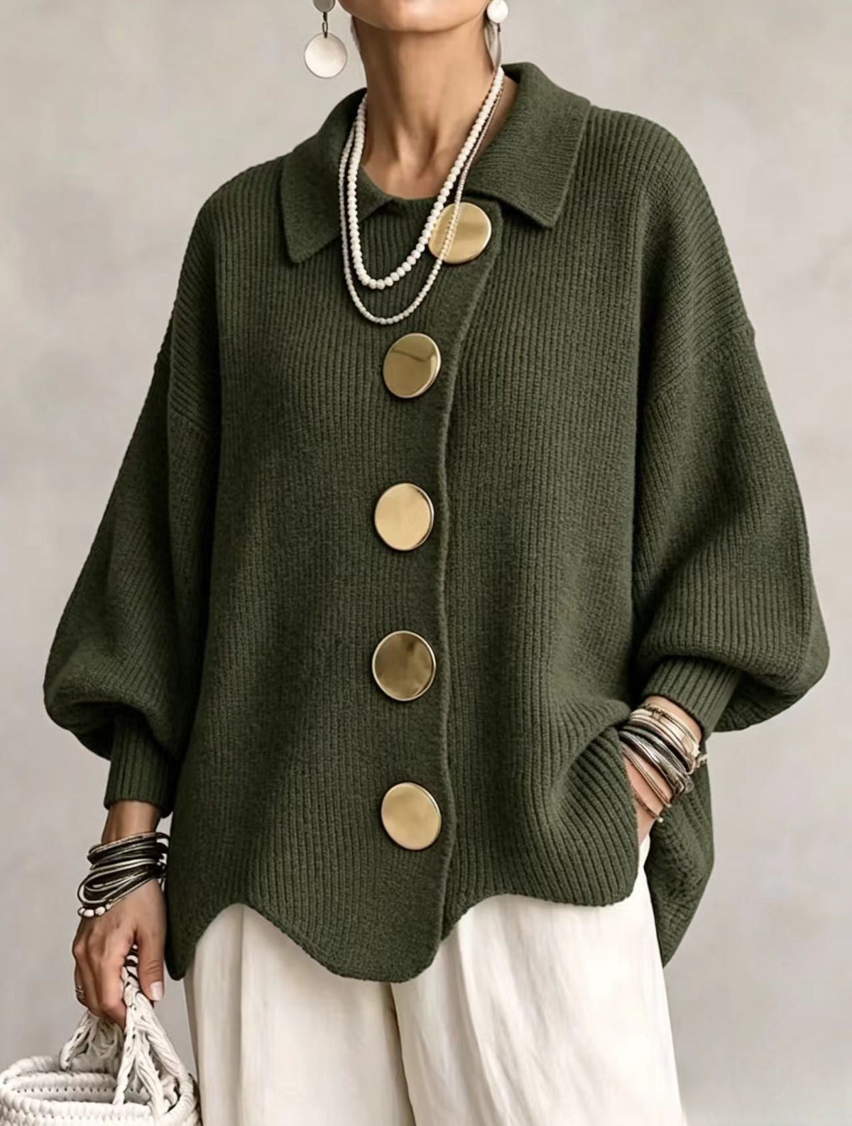 Victoria | Cárdigan Oversize con Botones Dorados Grandes