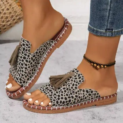 Sandalias bohemias con pompones Pauline