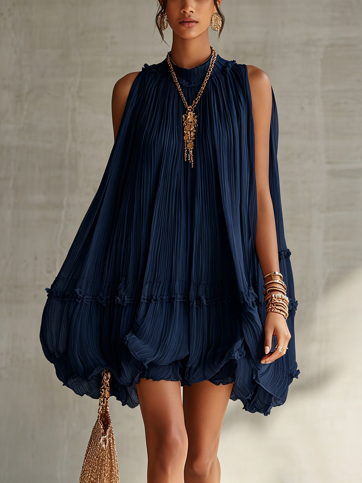 Camilla | Minivestido de chifón con cuello halter y falda abullonada
