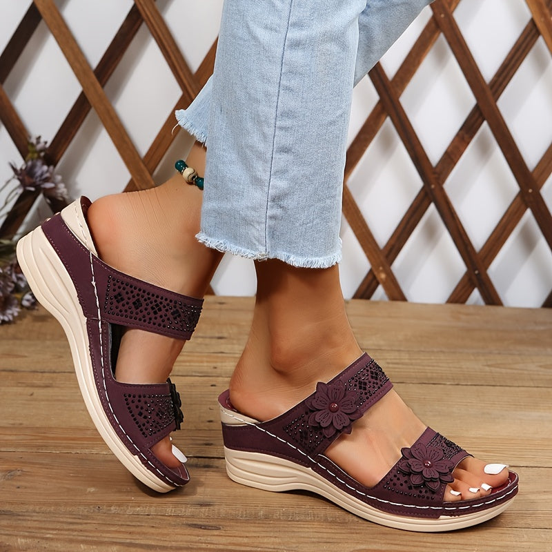 Sandalias cómodas con cuña Suzanne