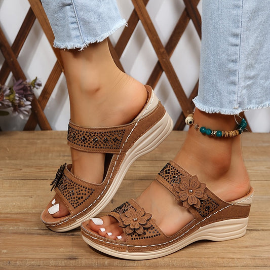 Sandalias cómodas con cuña Suzanne