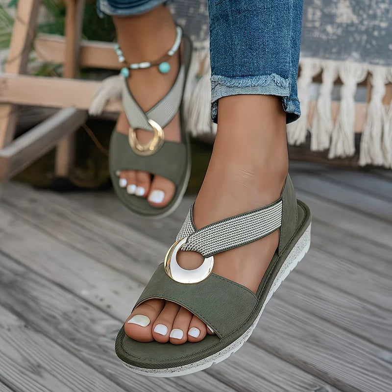 ALMARA ┃ Sandalias con hebilla metálica