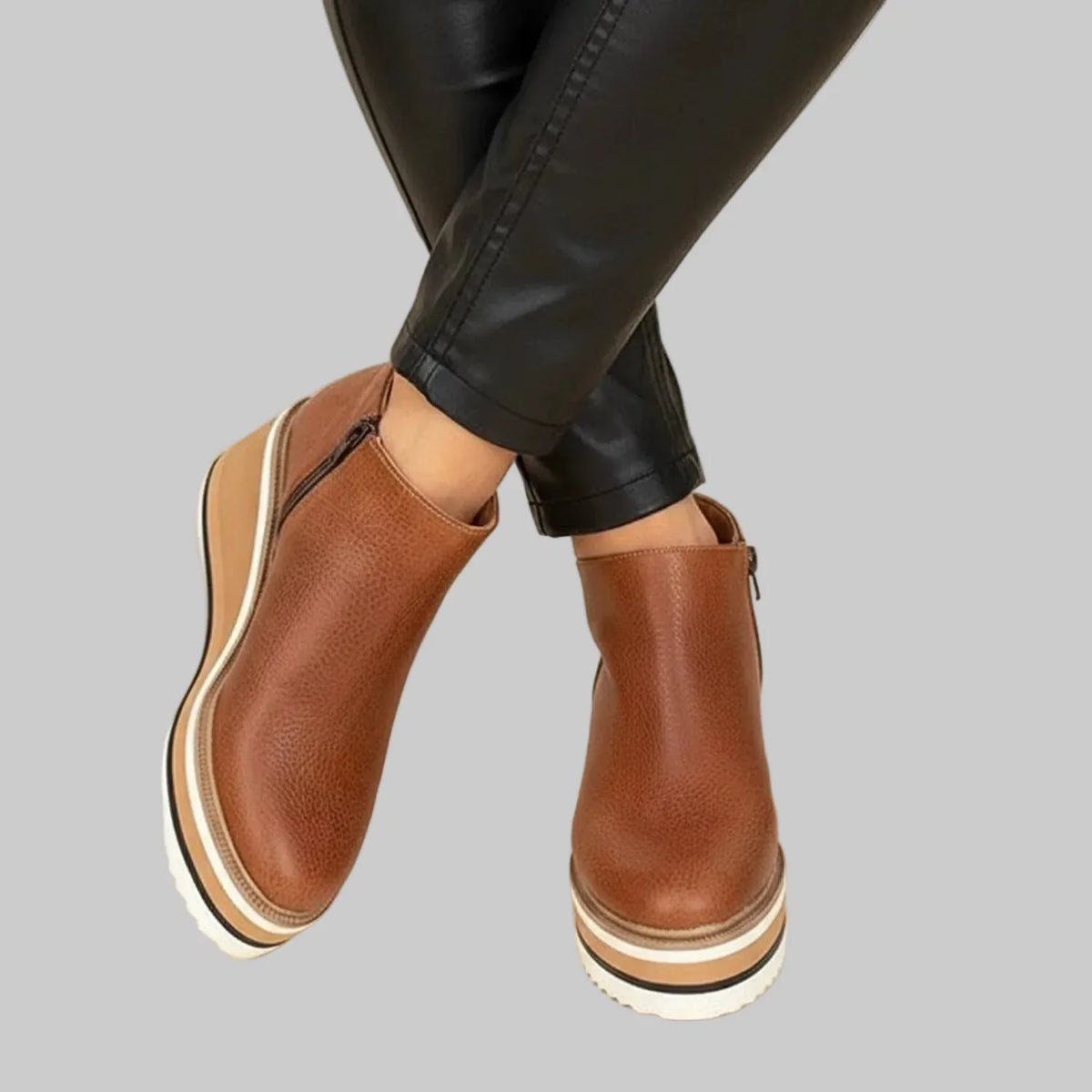 MERLE | Botines de cuña con cierre de cremallera