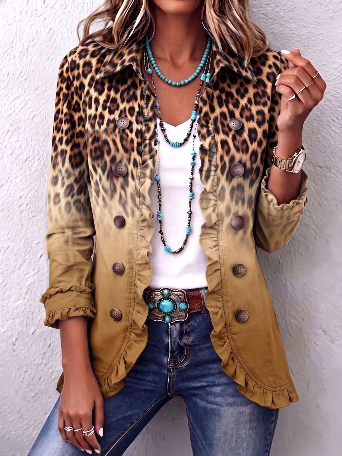 Reyes | Chaqueta tipo blazer con estampado de leopardo color ocre y volantes